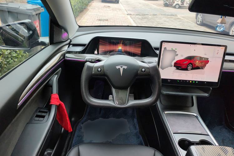 Used Tesla Model Y 2023 Long-Range All-Wheel-Drive Version