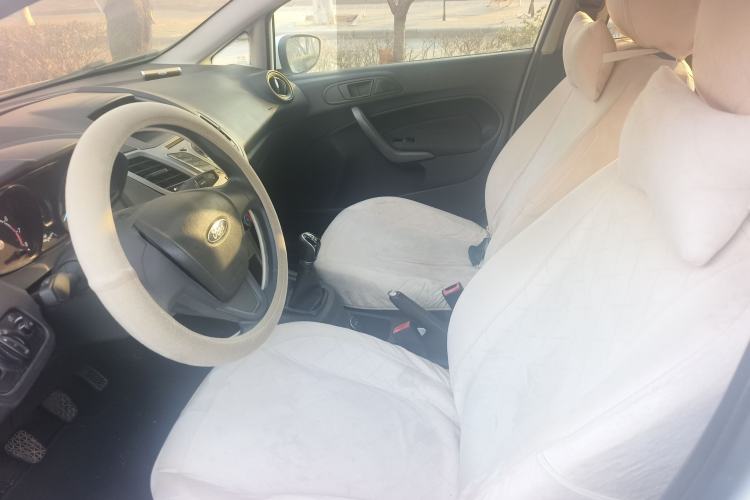 Used Ford Fiesta 2013 Sedan 1.5L Manual Fashion Edition
