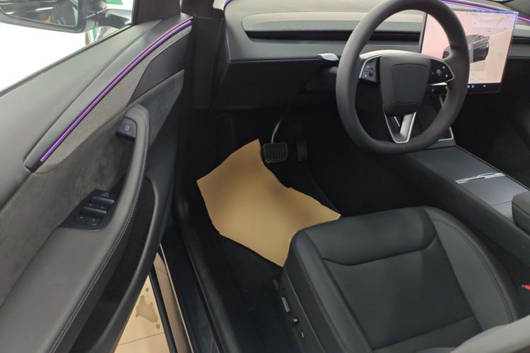 Used Tesla Model Y 2026 Long-Range All-Wheel-Drive Model