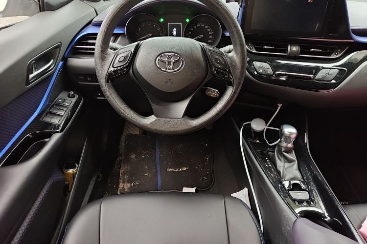 Used Toyota C-HR 2018 2.0L Leading Edition China VI
