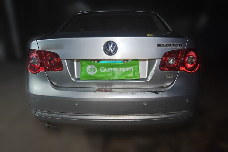 Used Volkswagen Sagitar 2011 1.4 TSI Automatic Luxury Edition
