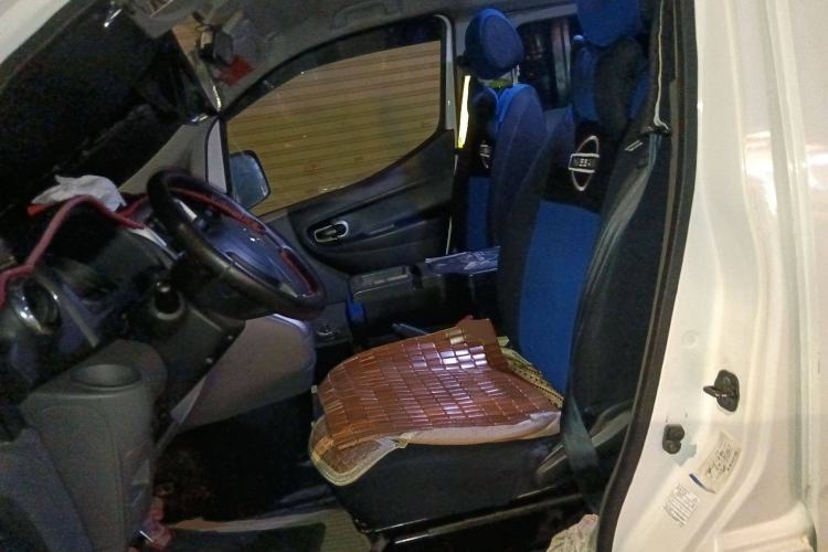 Used Nissan NV200 2013 1.6L Luxury Model China IV Standard