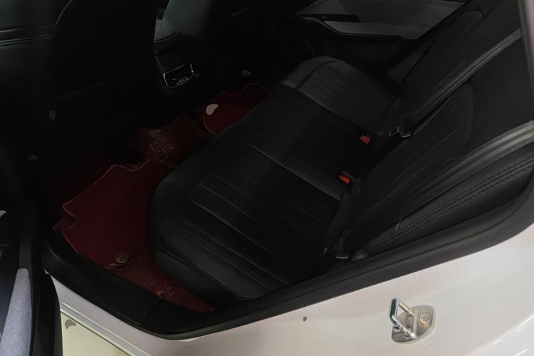 Used Baojun RC-6 2019 1.5T CVT Elite Version with 24-Hour Online Service