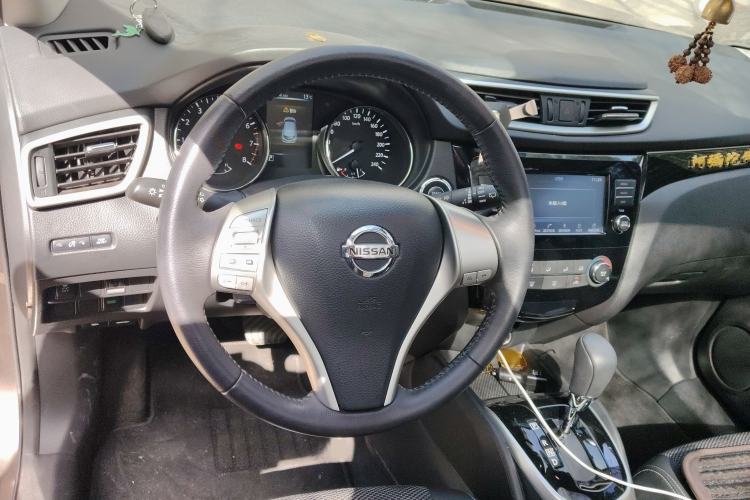 Used Nissan Qashqai 2017 2.0L CVT Luxury Edition China VI Standard Steering Wheel