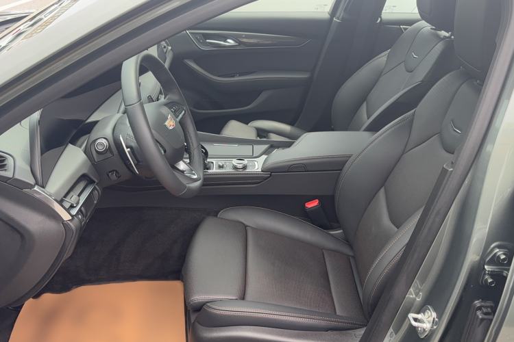 Used Cadillac CT5 2024 28T Platinum Edition Left Front Seat