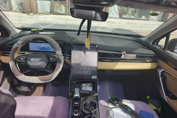 Used Geely Auto FX11 2023 1.5TD DCT Prestige Edition
