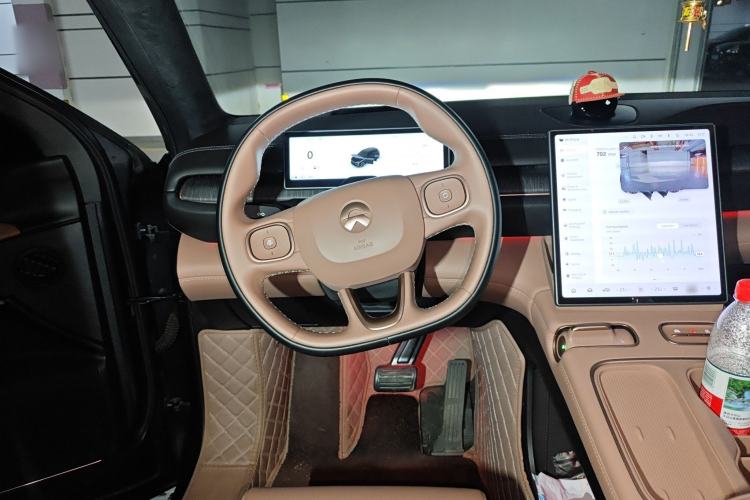 Used Nio ES6 2023 75 kWh
