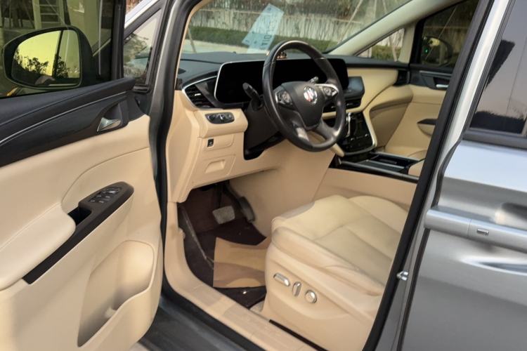 Used Buick GL8 2023 ES Lu Zun Deluxe Model
