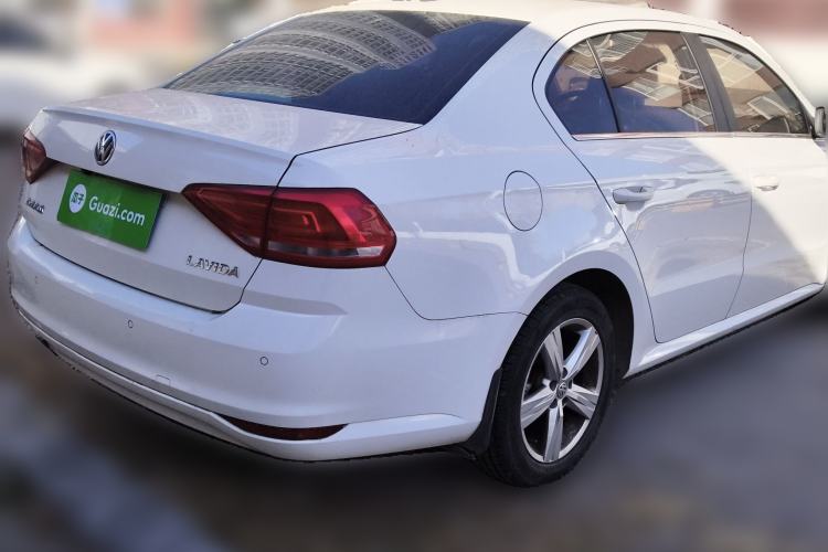 Used Volkswagen Lavida 2017 1.6L Manual Fashion Edition
