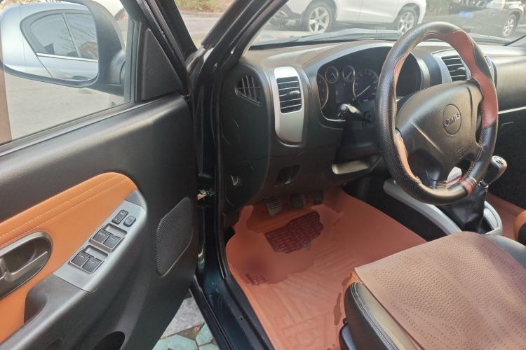 Used JMC Baodian 2018 2.9T New Value-Packed Two-Wheel-Drive Diesel Comfort Version with Standard Cargo Bed – JX4D30B5L