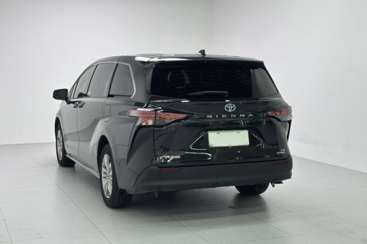 Used Toyota Sienna 2023 2.5L Hybrid Comfort Edition