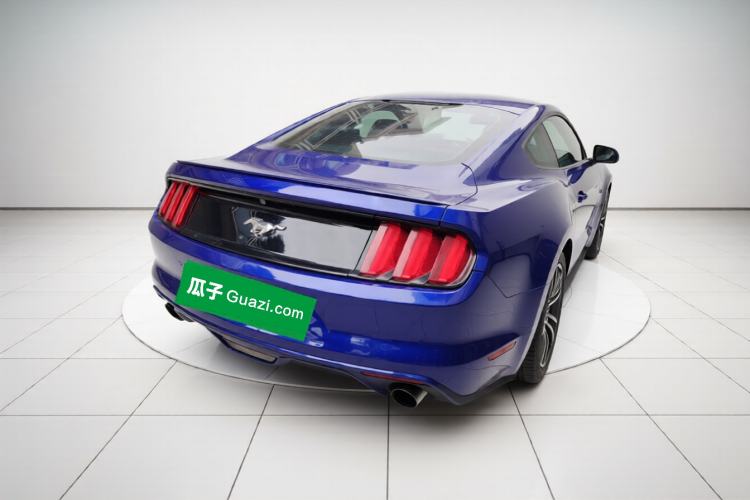 Used Ford Mustang 
