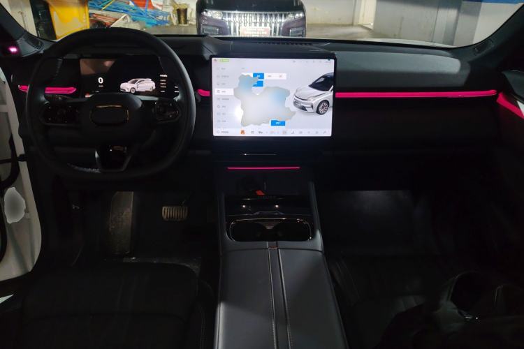 Used Lynk & Co 08 EM-P 2026 Model 160 Long-Range Ultra
