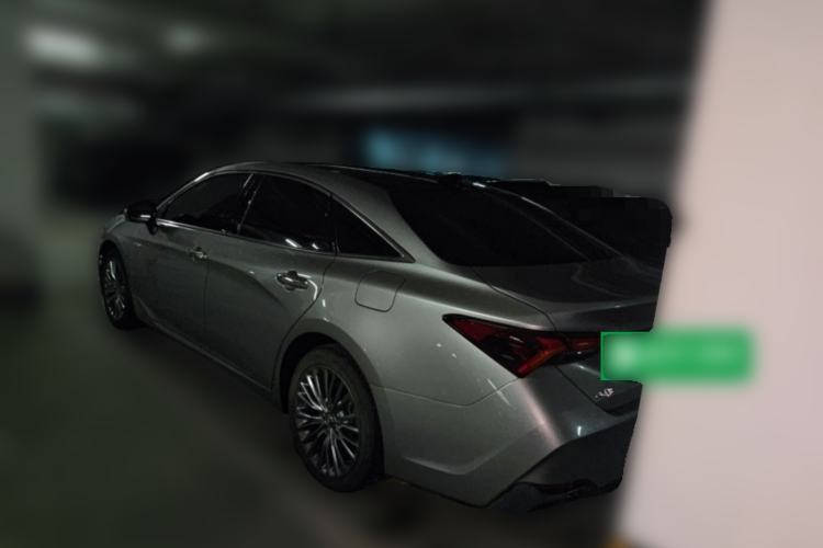 Used Toyota Avalon 2019 Dual-Engine 2.5L XLE Prestige Version China VI Standard