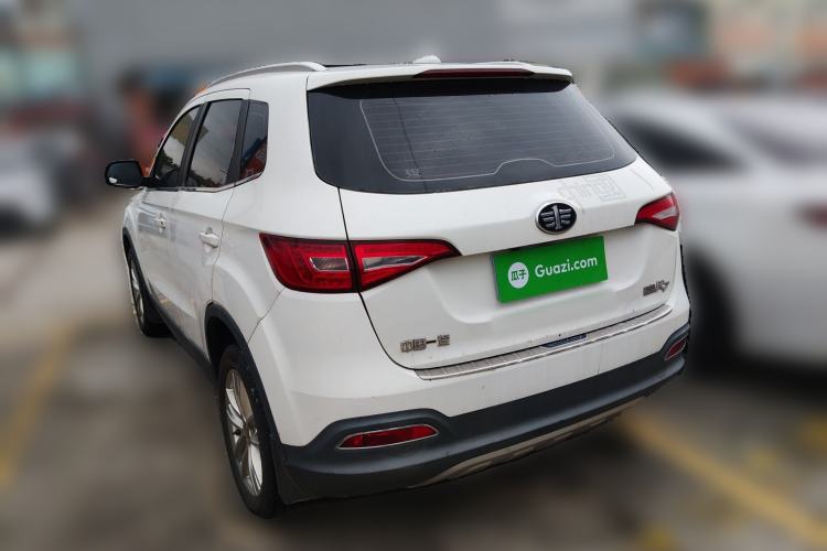 Used FAW Senya R7 2016 1.6L Manual Comfort Model Rear Left 45 Deg