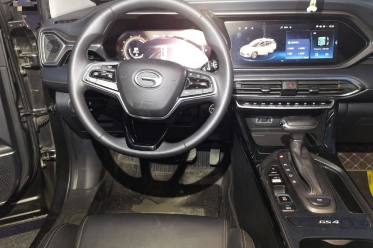 Used GAC Trumpchi GS4 2020 270T Automatic Luxury Smart Connectivity Version Steering Wheel