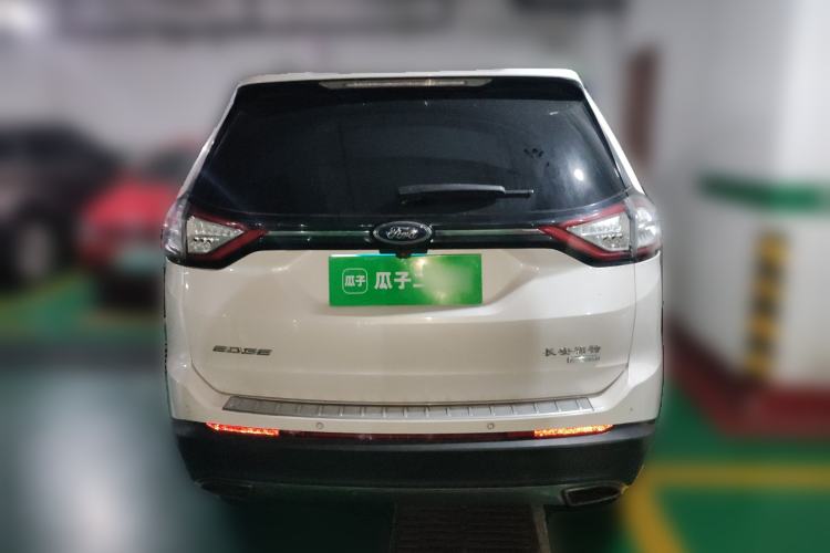 Used Ford Edge 2016 EcoBoost 245 Two-Wheel-Drive Titanium 7-Seater
