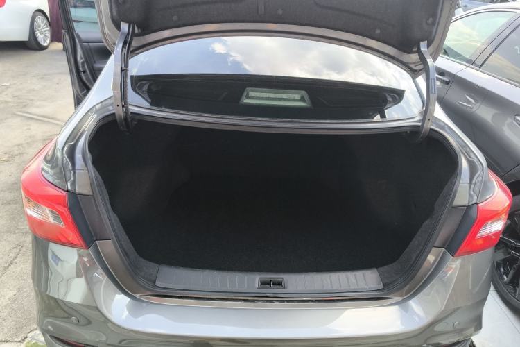 Used Nissan Sylphy 2022 Classic 1.6XE CVT Comfort Edition Trunk