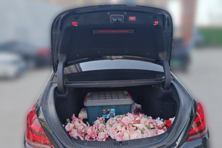 Used Mercedes-Benz S-Class 2018 S 320 L
