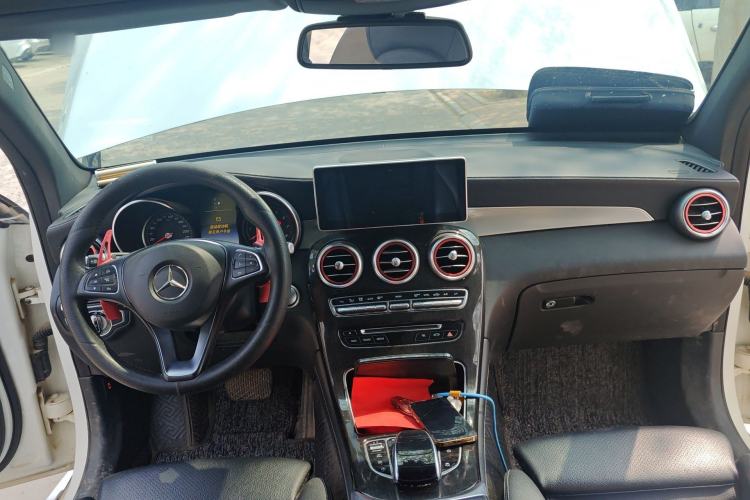 Used Mercedes-Benz GLC 2017 GLC 200 4MATIC Center Console