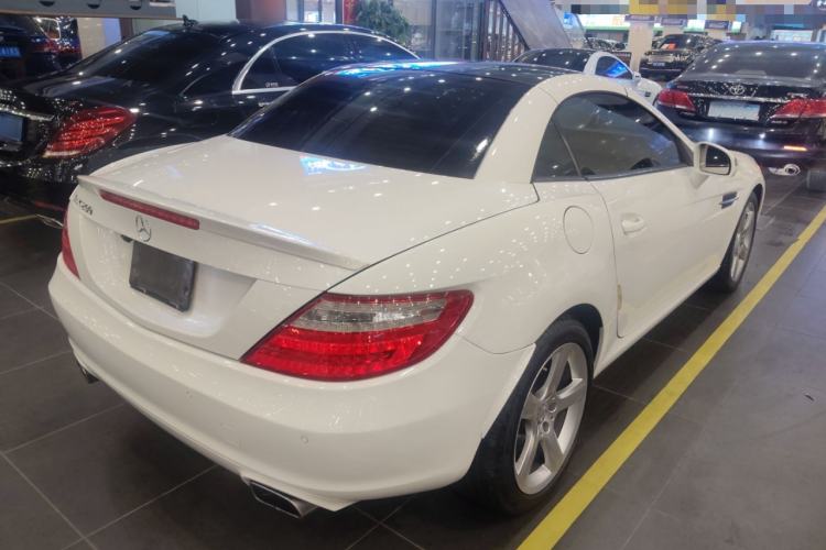 Used Mercedes-Benz SLK-Class 2011 SLK 200 Fashion Model