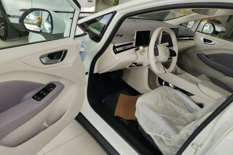 Used MG 4 EV 2026 Model 437 Composed Edition
