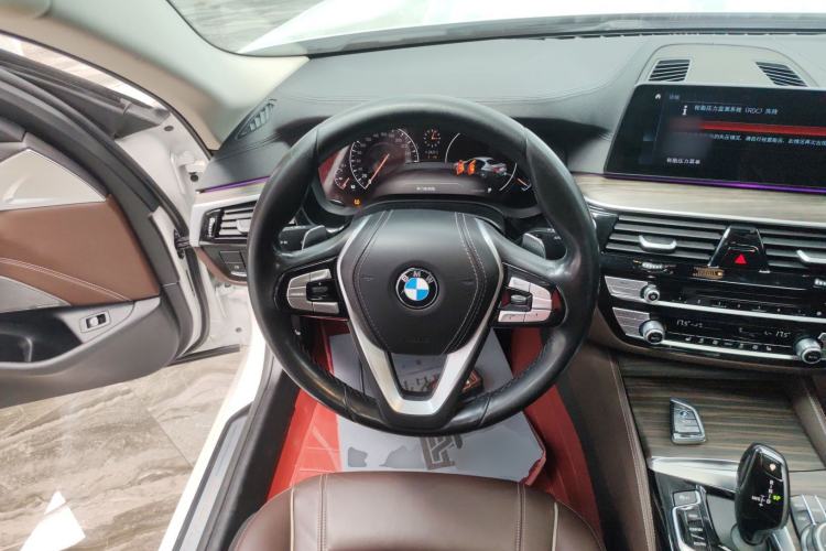 Used BMW 5 Series 2019 Facelifted 530Li Leading Edition Luxury Package