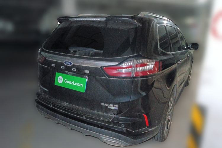 Used Ford Edge 2021 PLUS EcoBoost 245 Four-Wheel Drive Titanium Edition 7-Seater
