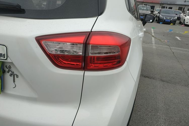 Used CHANGAN CS15 2016 1.5L Manual Luxury Edition