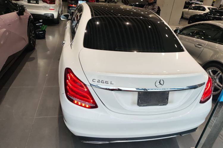 Used Mercedes-Benz C-Class 2015 Facelift C 200 L
