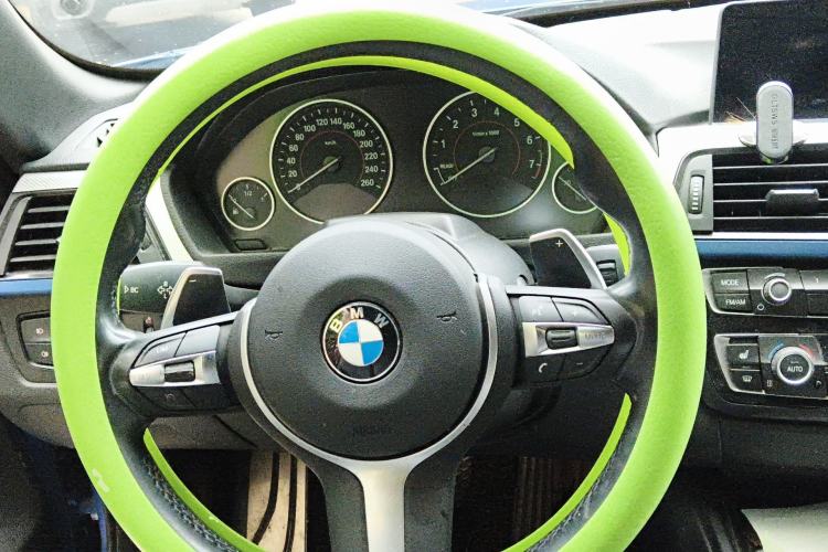 Used BMW 4 Series 2016 430i Convertible Design Package Steering Wheel