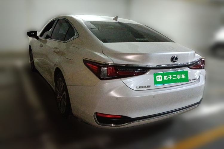 Used Lexus ES 2023 200 Excellence Edition
