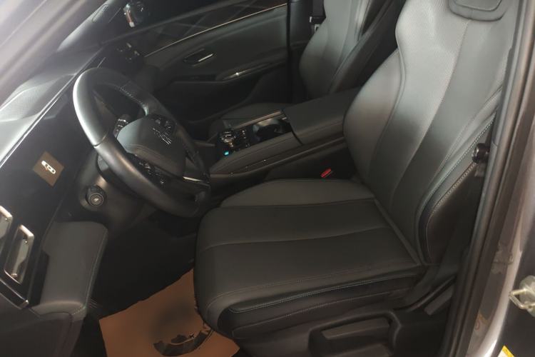 Used BYD Qin L 2024 DM-i 80KM Leading Model
