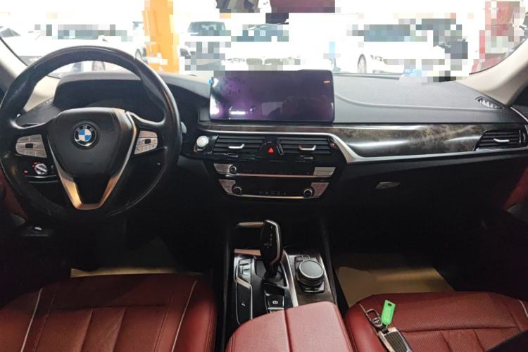 Used BMW 5 Series 2021 525Li Luxury Package
