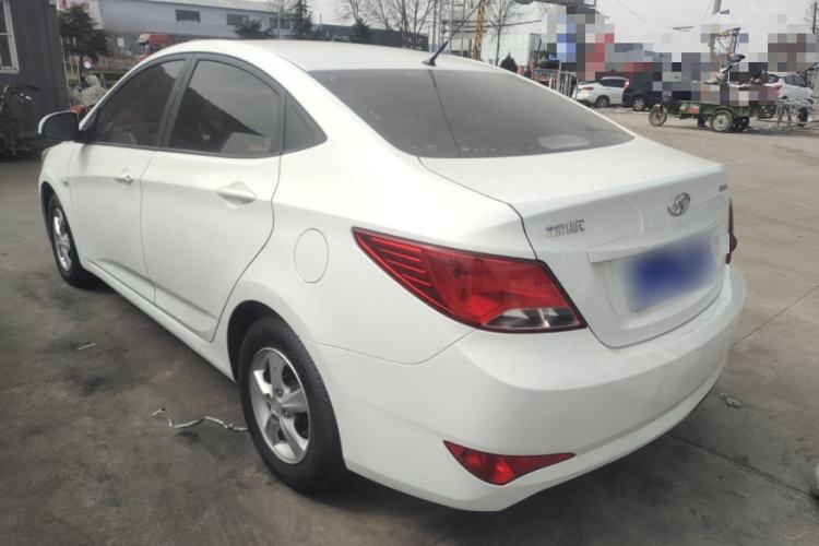 Used Hyundai Verna (older generation) 2014 1.4L Automatic Smart GLS Rear Left 45 Deg