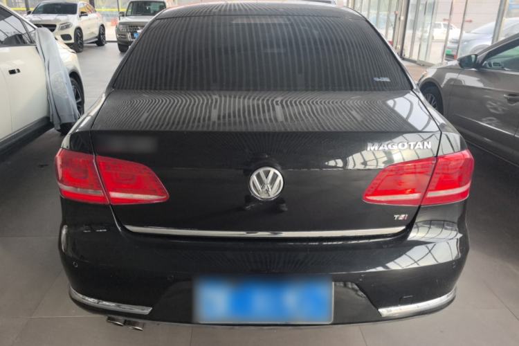 Used Volkswagen Magotan 2016 1.8TSI Luxury Comfort Model