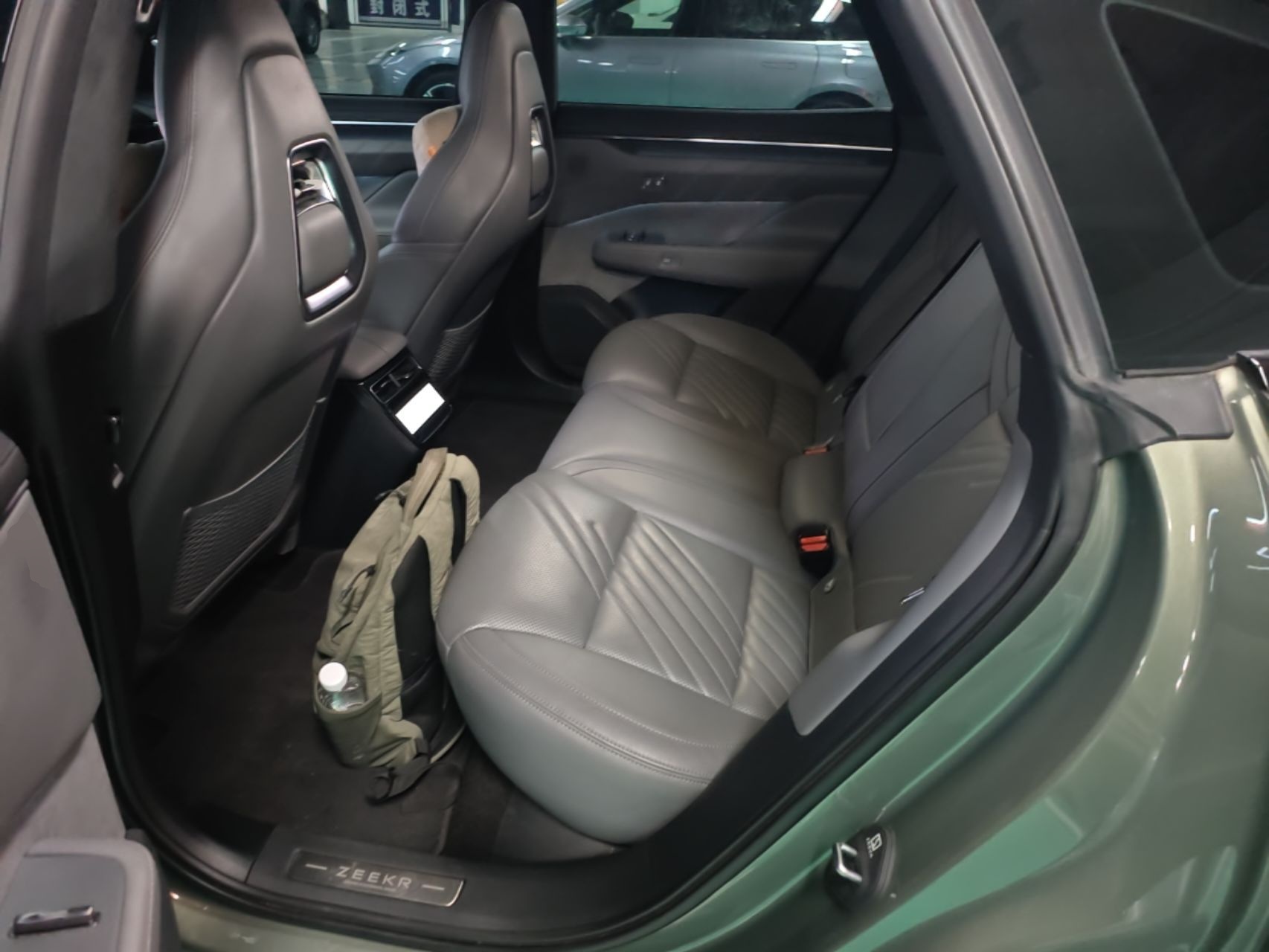 Zeekr 001 2025 WE Edition 95 kWh All-Wheel Drive — снимка 20