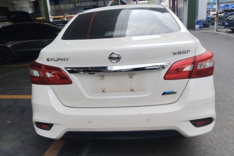 Used Nissan Sylphy 2019 1.6XV CVT Smart Connect Luxury Edition China VI Standard Rear
