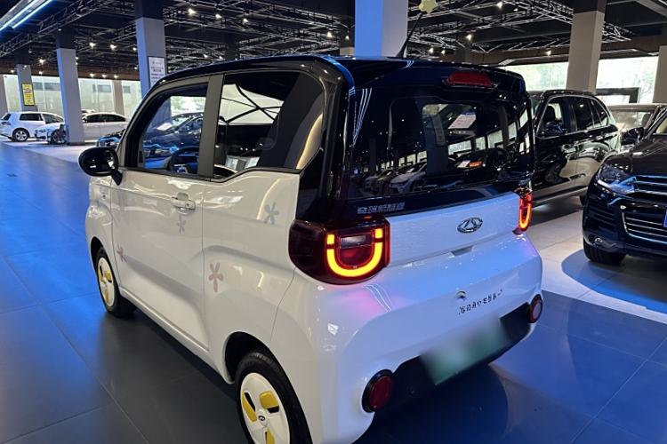 Used Chery New Energy QQ Ice Cream 2022 170km Sundae Phosphate Lithium-Ion