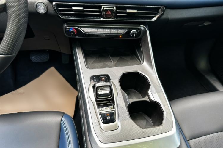 Used GAC Trumpchi GS3 2023 Shadow Speed 270T Enjoyment Edition Interior 3