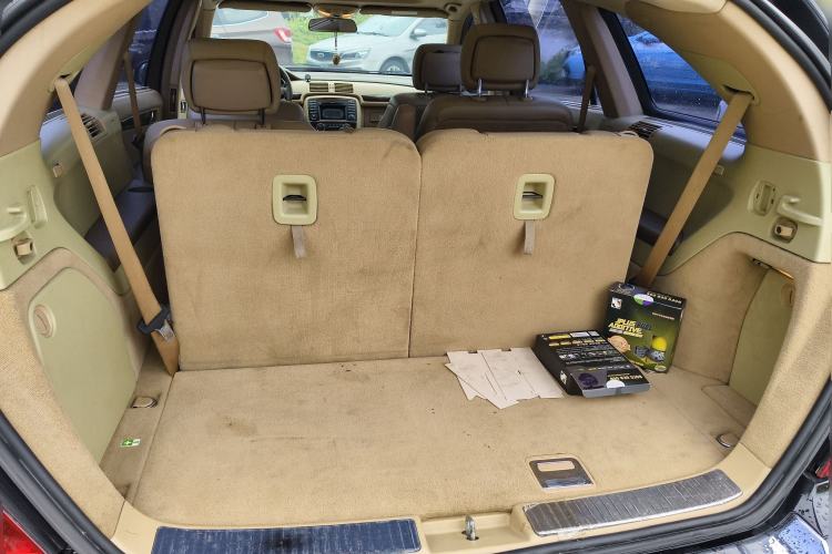 Used Mercedes-Benz R-Class 2009 R 300 L Luxury Model