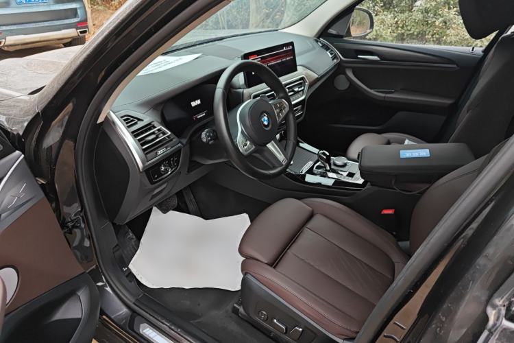 Used BMW X3 2023 Restyled xDrive30i Leading Edition M Night Sky Package Left Front Seat