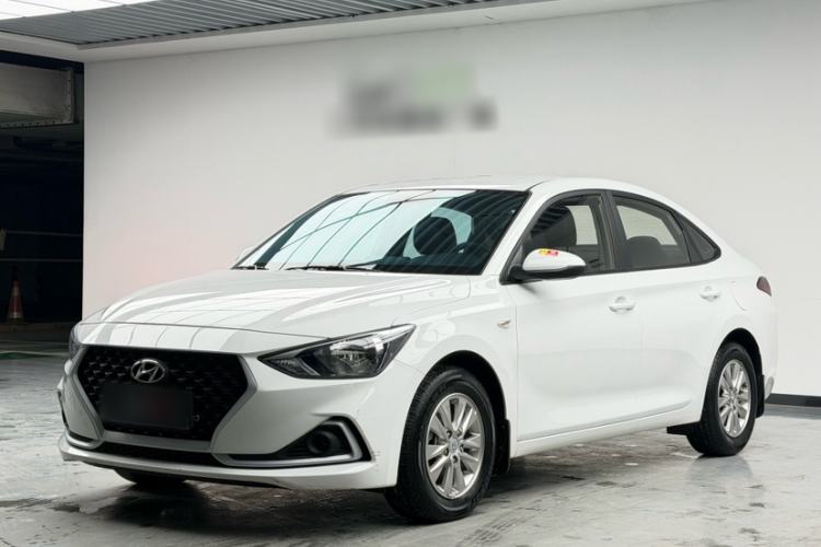 Used Hyundai Celesta 2018 1.6L Automatic GL Enjoyment Edition China VI compliant