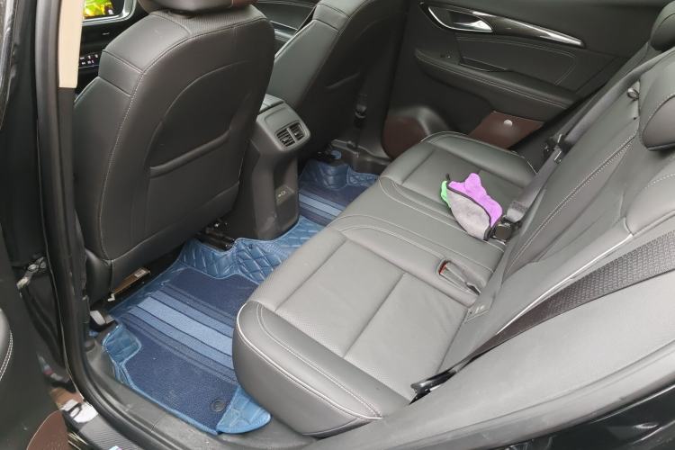 Used Buick Envision 2023 Encore S 552T Two-Wheel Drive Luxury Model