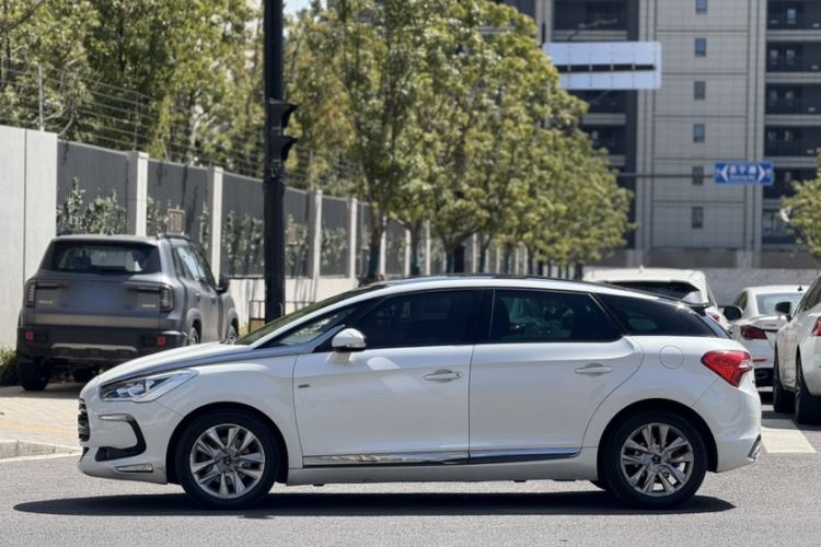 Used DS 5 2013 1.6T Luxury Edition THP160 Exterior 6