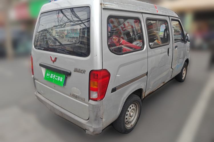 Used Wuling Zhiguang 2015 1.2L Practical LS-I Model
