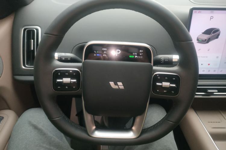 Used Li Auto L6 2025 Pro Smart Refresh Edition
