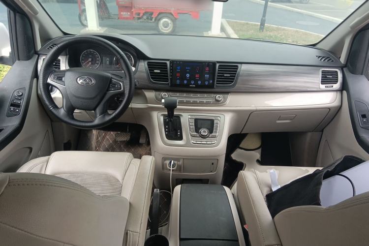 Used SAIC MAXUS G10 2019 PLUS 2.0T Automatic Elite Edition China VI Standard
