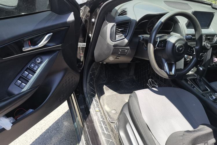 Used Mazda CX-4 2021 2.0L Automatic Two-Wheel Drive Blue Sky Dynamic Edition