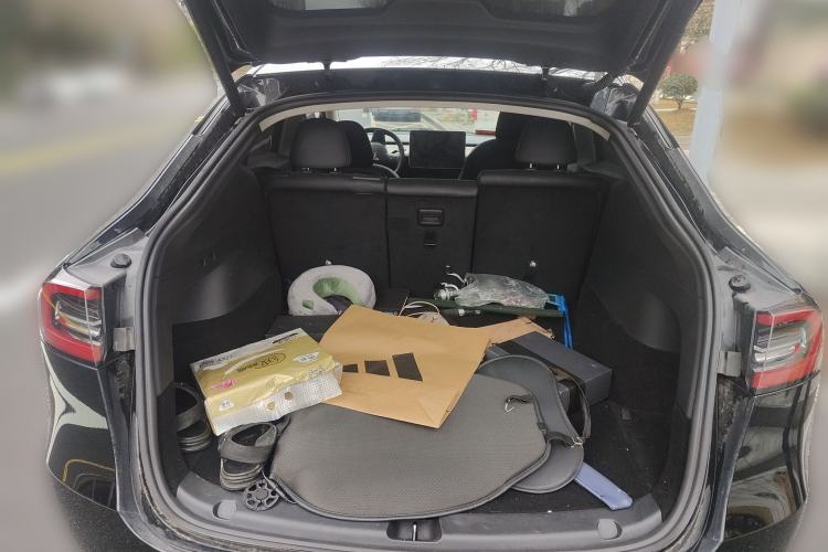 Used Tesla Model Y 2022 Rear-Wheel-Drive Version